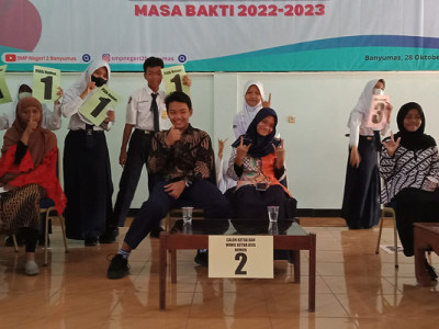 PASLON DI ATAS PANGGUNG