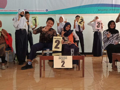 PASLON DI ATAS PANGGUNG