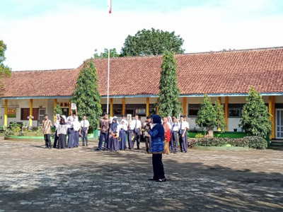 PENYAMPAIAN VISI-MISI