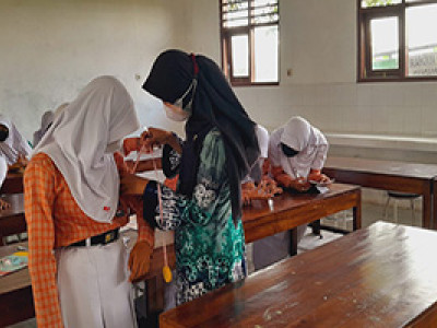 Pemeriksaan Kesehatan HB