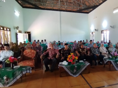 Silaturahmi Keluarga Besar SMP N 2 Banyumas 27 April 2023 (Idul Fitri 1444H)