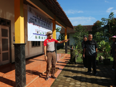 PANEN RAYA SAWAH EDUKASI SMP N 2 BANYUMAS