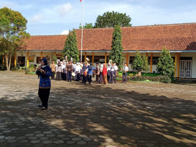 PENYAMPAIAN VISI-MISI
