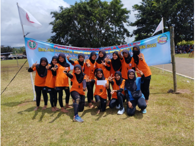 LOMBA VOLY HUT PGRI